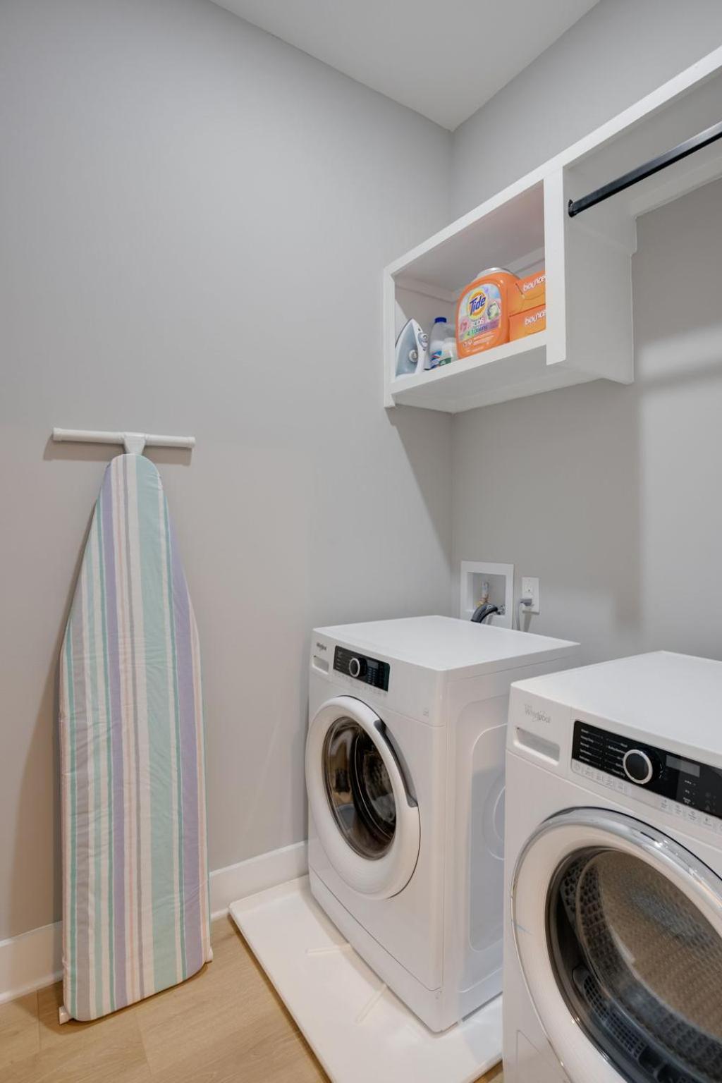 Modern Townhome, 10Min To Downtown! 8Min To Grand Ole Opry! Sleeps 8! ナッシュビル エクステリア 写真