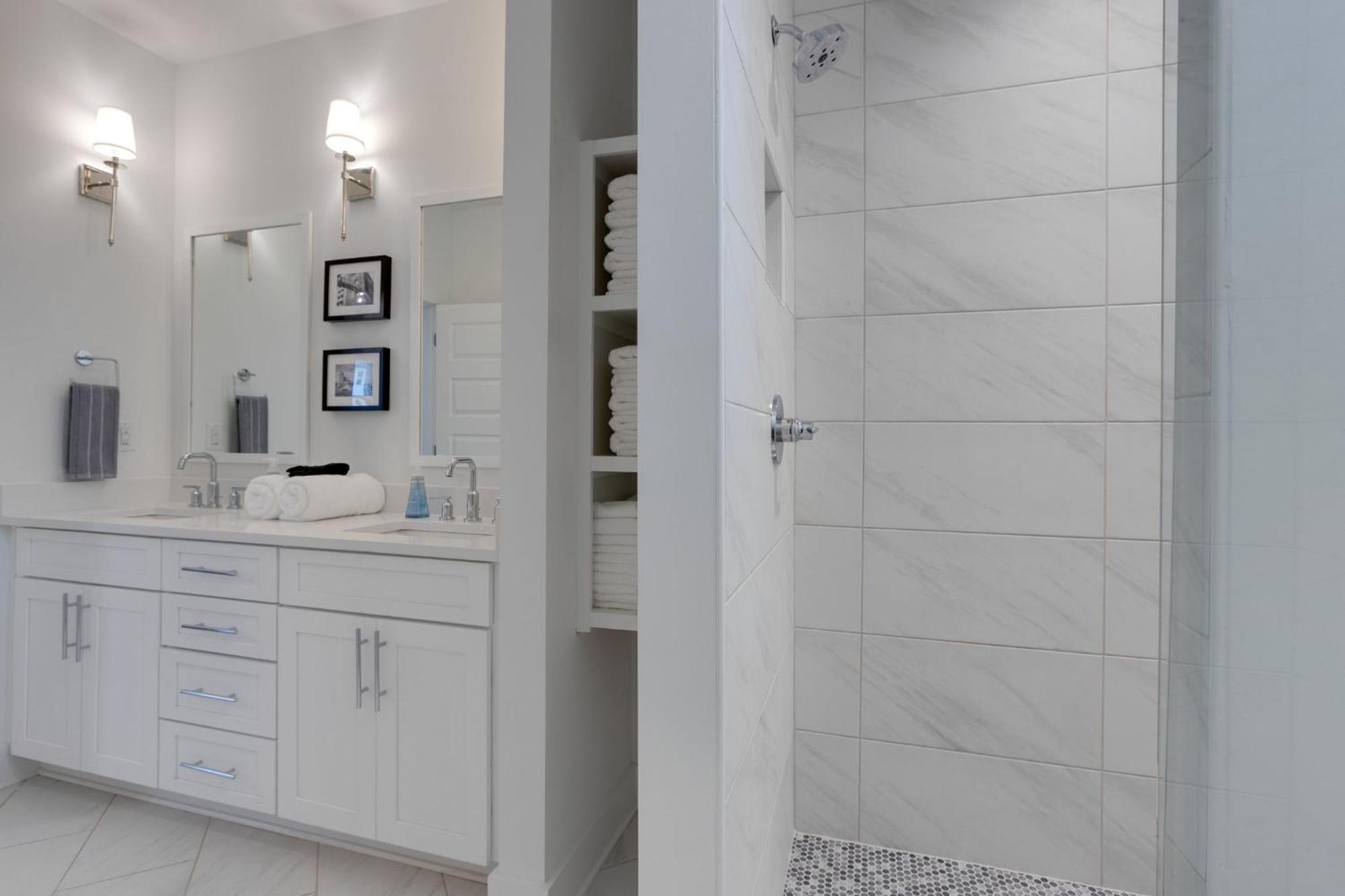 Modern Townhome, 10Min To Downtown! 8Min To Grand Ole Opry! Sleeps 8! ナッシュビル エクステリア 写真