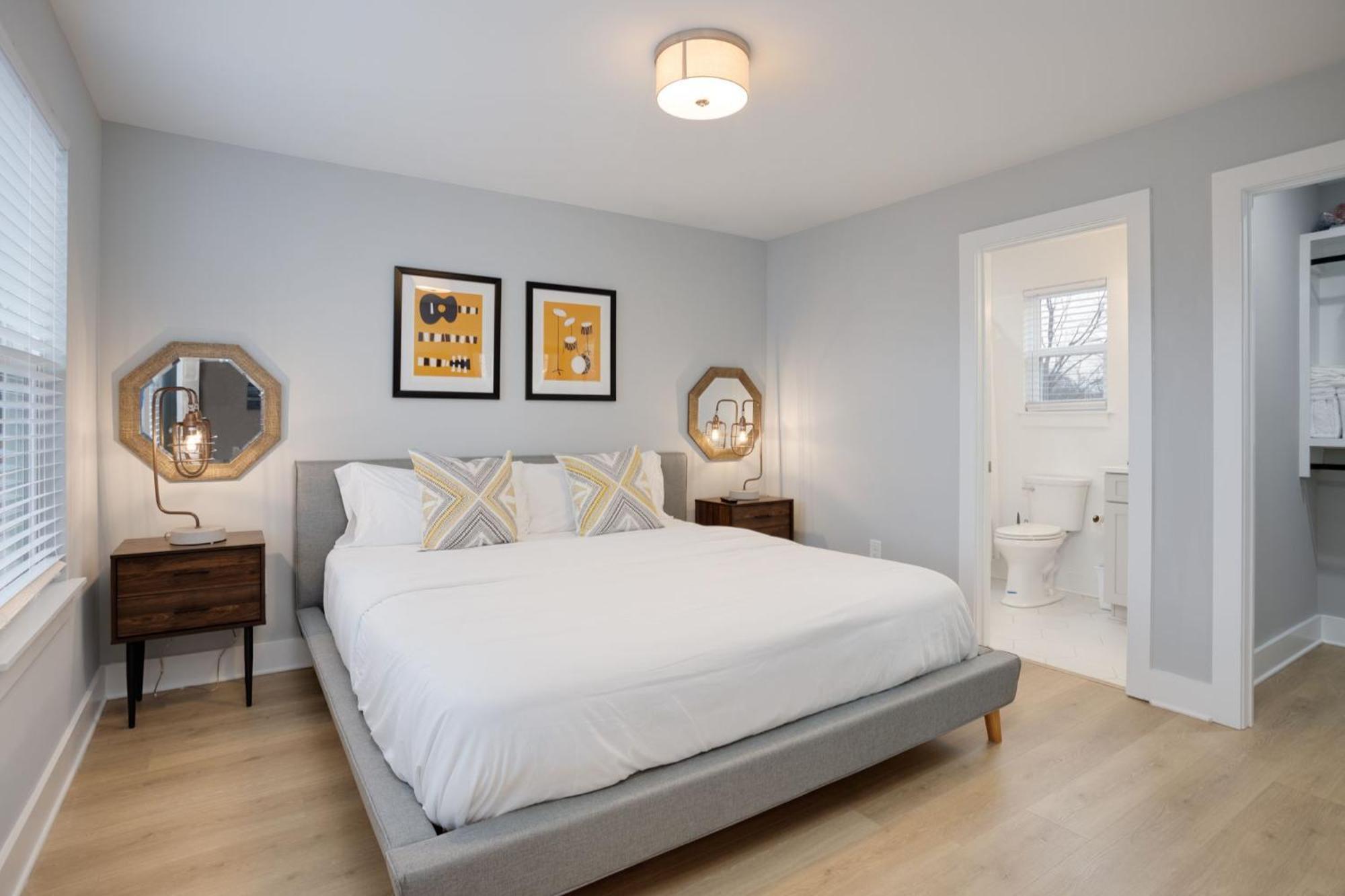 Modern Townhome, 10Min To Downtown! 8Min To Grand Ole Opry! Sleeps 8! ナッシュビル エクステリア 写真